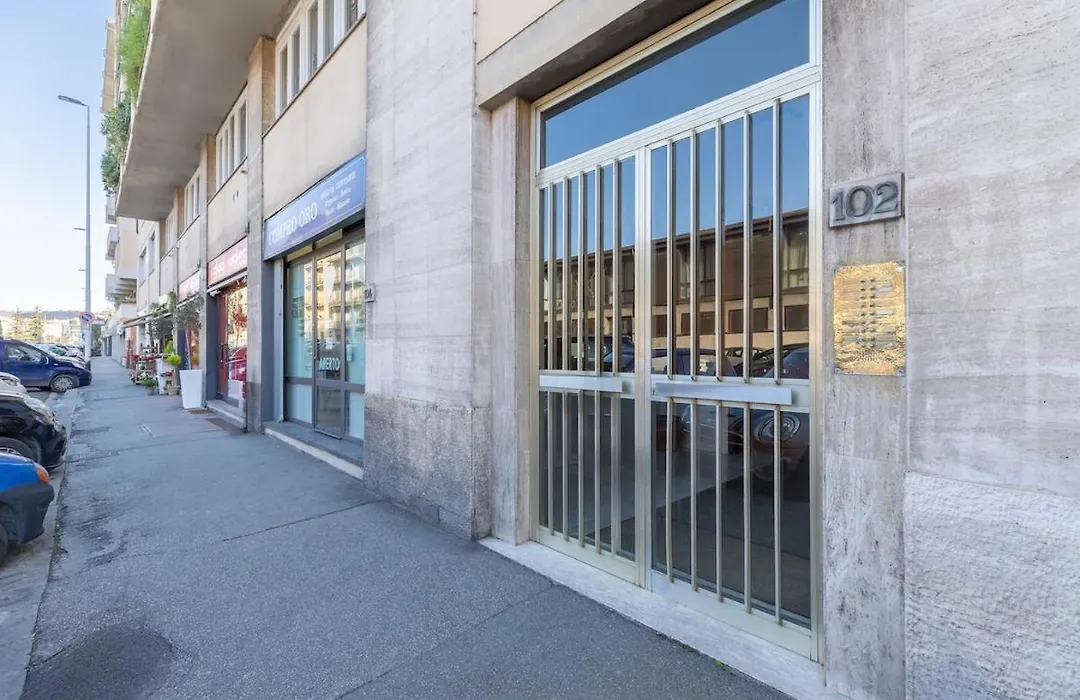 Careggi-Rifredi CHIC Apartment Tramvia-Parking-1