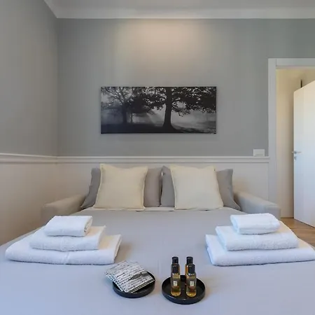 Careggi-Rifredi CHIC Apartment Tramvia-Parking-3